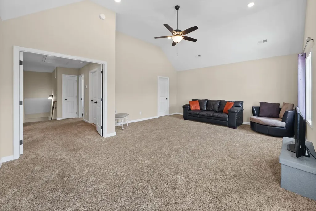 521 Castle Pinckney Lane Clarksville TN 37042