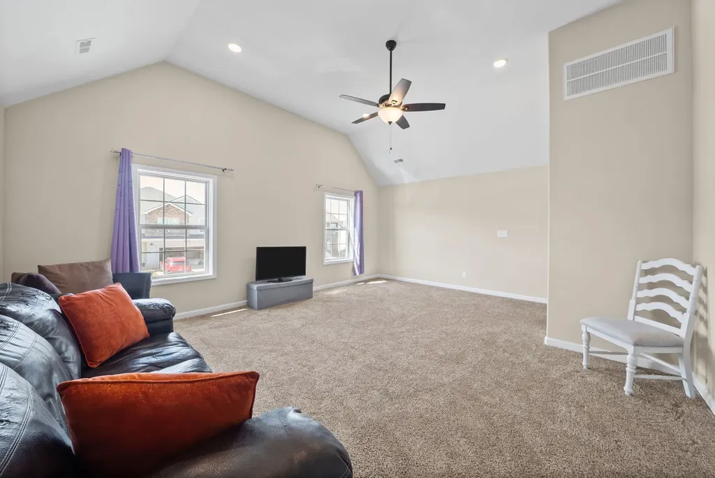 521 Castle Pinckney Lane Clarksville TN 37042