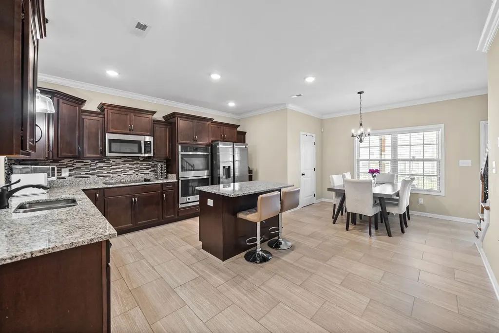 521 Castle Pinckney Lane Clarksville TN 37042
