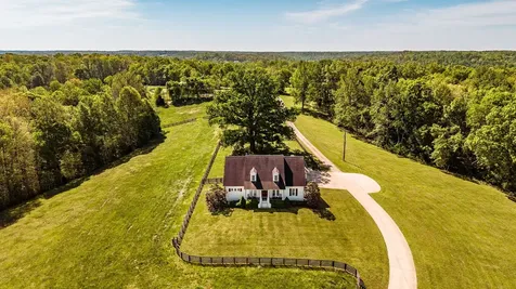 8137 Shoals Branch Road Primm Springs TN 38476