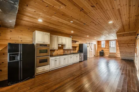 8137 Shoals Branch Road Primm Springs TN 38476