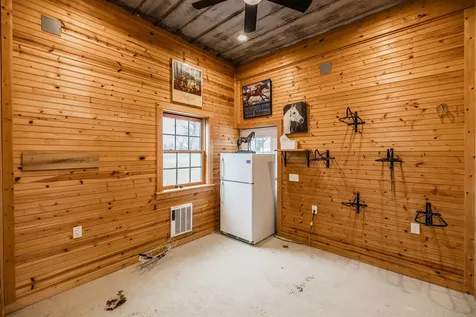 8137 Shoals Branch Road Primm Springs TN 38476
