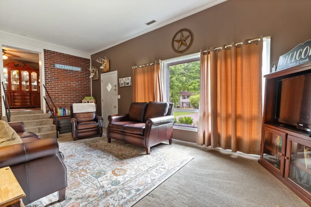 107 Shady Hill Road Dickson TN 37055