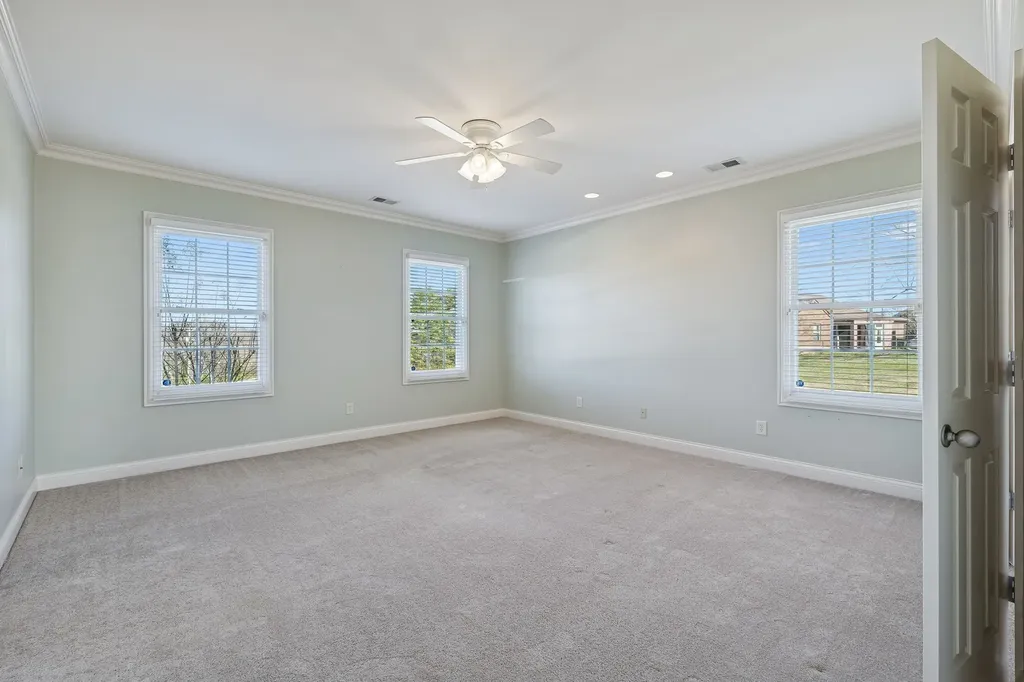 517 Nichols Lane Gallatin TN 37066