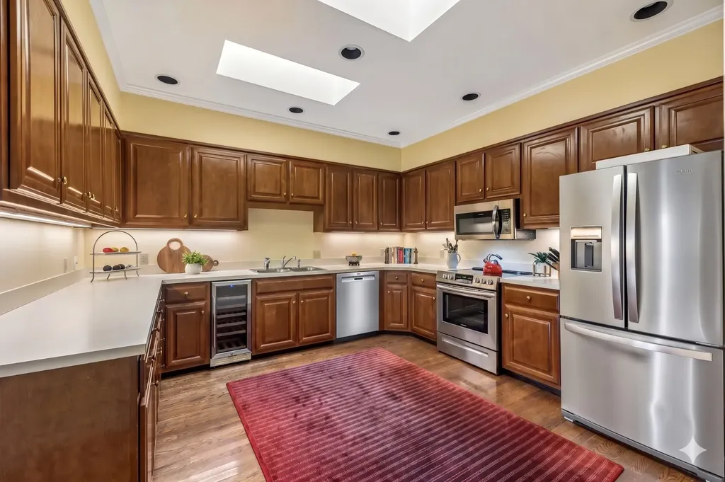 3737 West End Avenue Nashville TN 37205