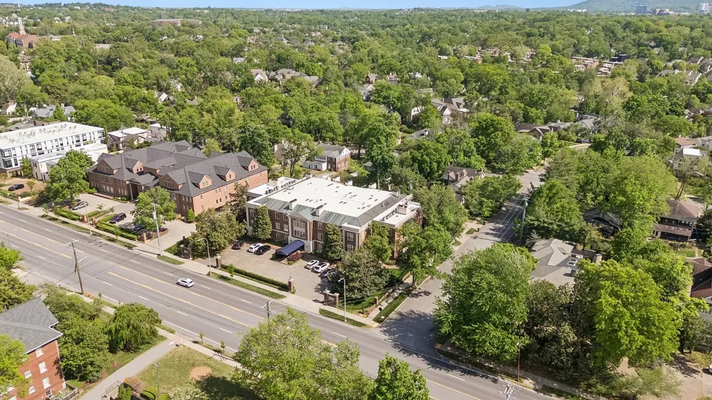 3737 West End Avenue Nashville TN 37205