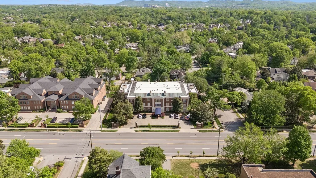 3737 West End Avenue Nashville TN 37205