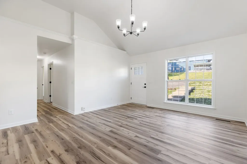 2403 Keith Drive Columbia TN 38401