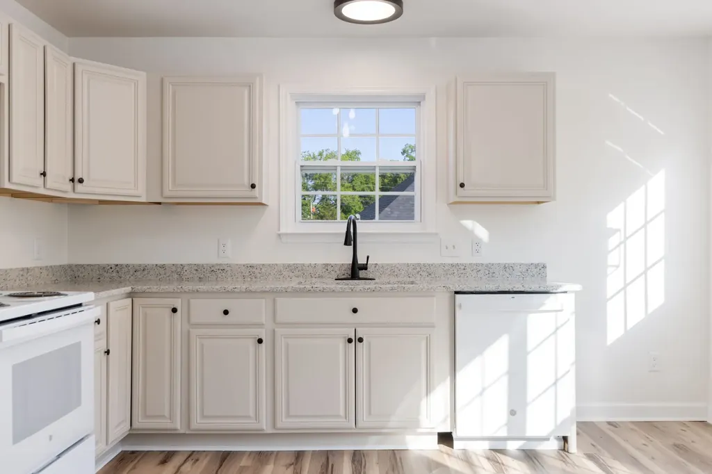 2403 Keith Drive Columbia TN 38401