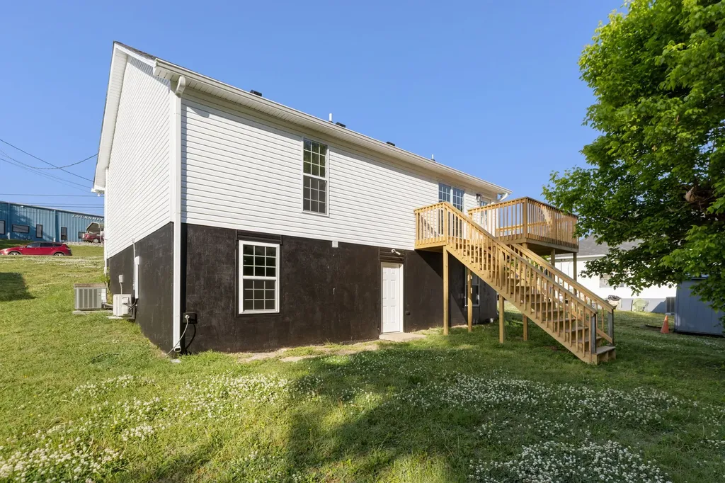 2403 Keith Drive Columbia TN 38401