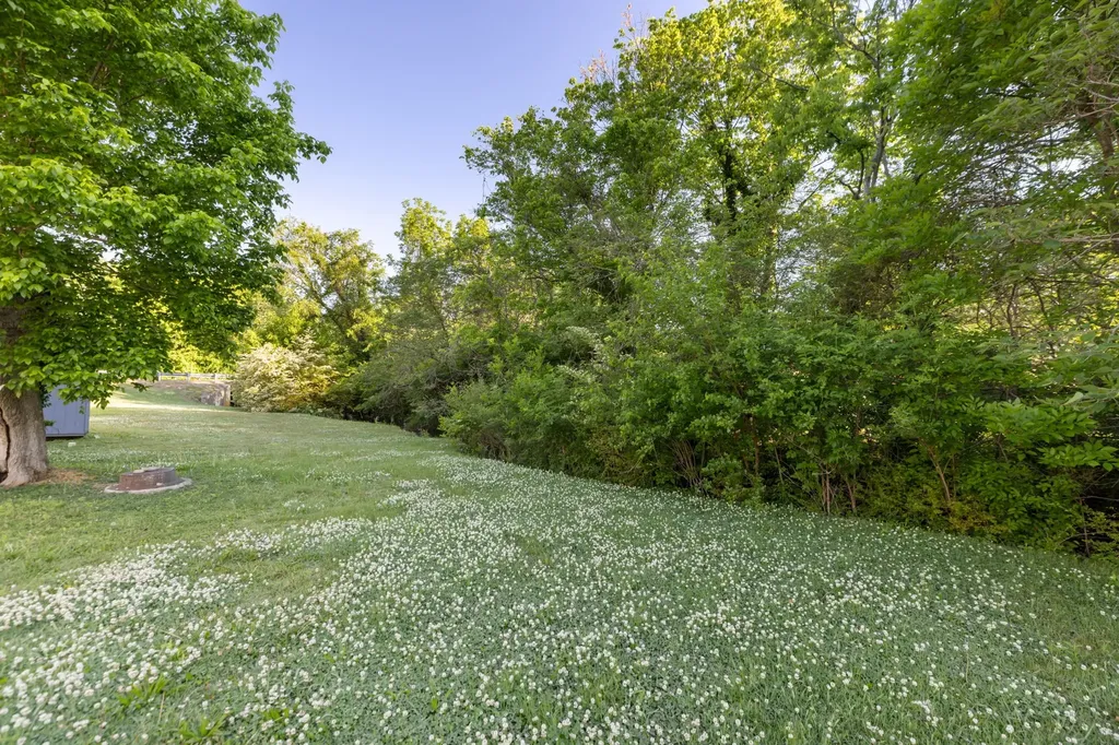 2403 Keith Drive Columbia TN 38401