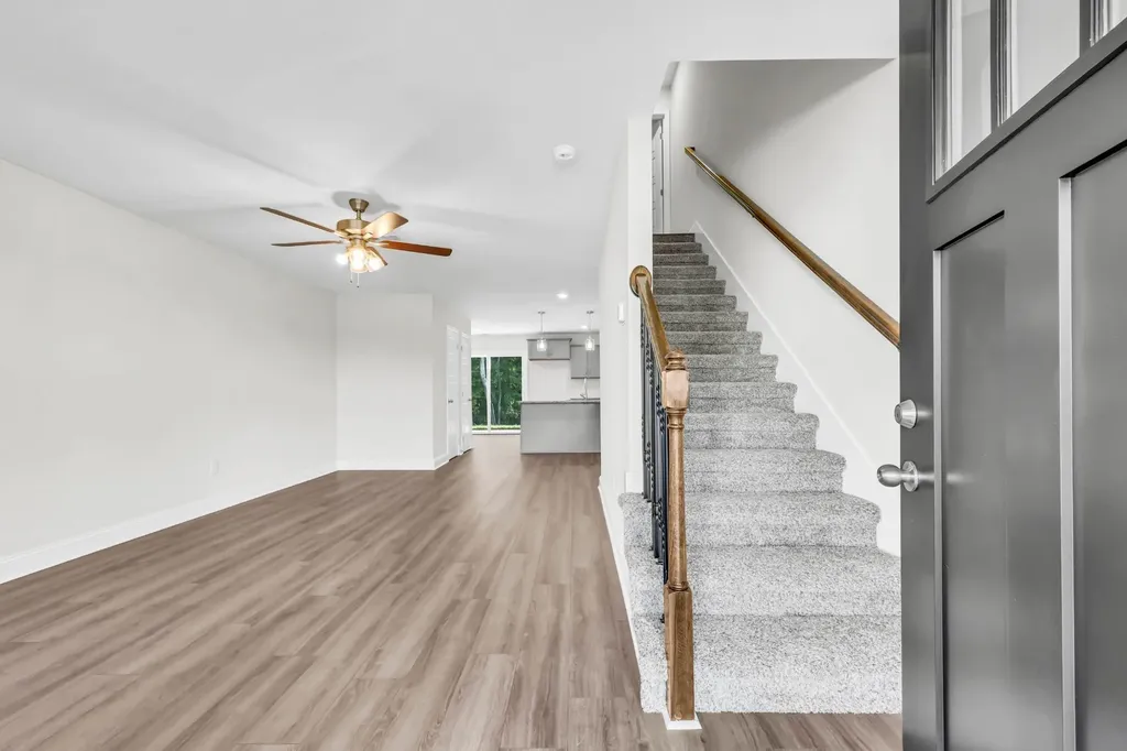 127 Quarry Point Drive Clarksville TN 37043