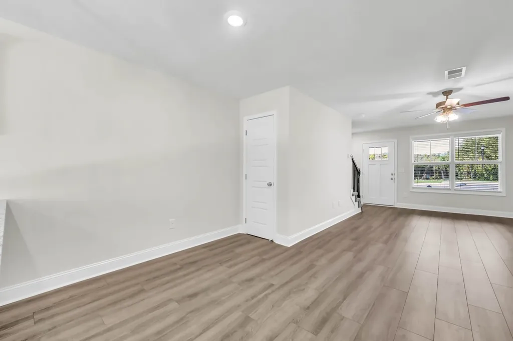 127 Quarry Point Drive Clarksville TN 37043