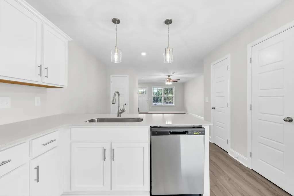 135 Quarry Point Drive Clarksville TN 37043