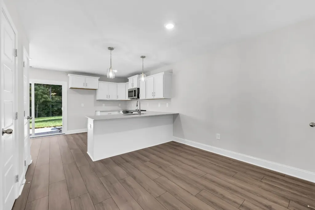135 Quarry Point Drive Clarksville TN 37043
