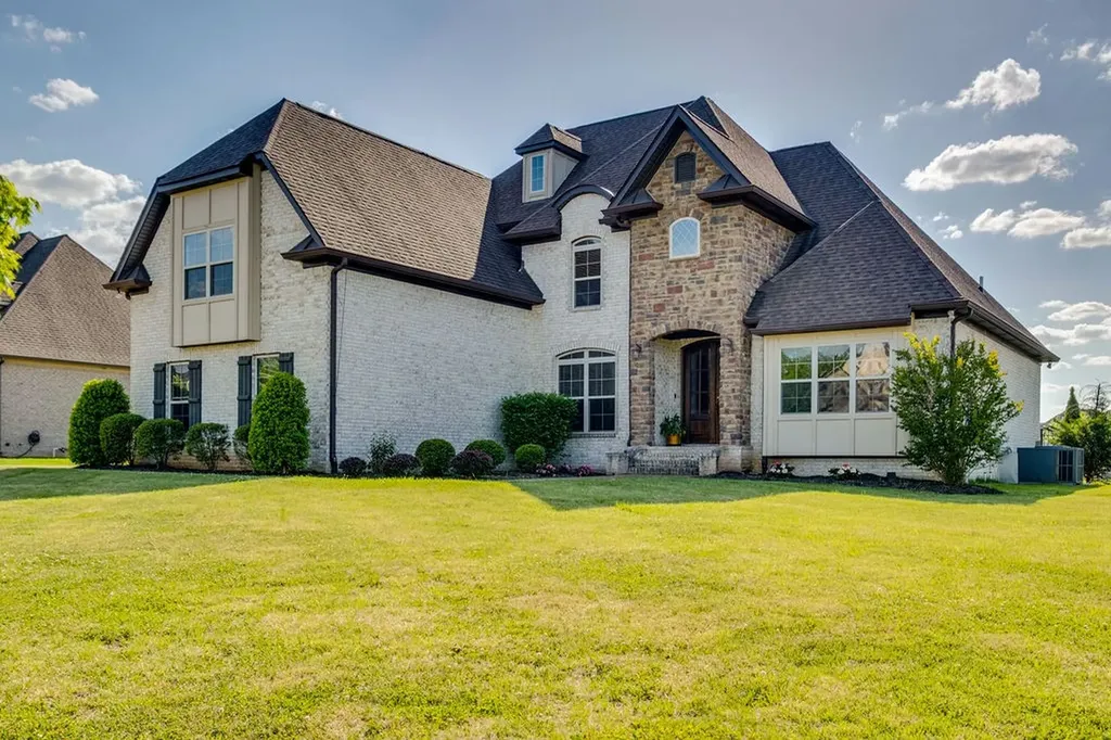 902 Larkspur Lane Lebanon TN 37087