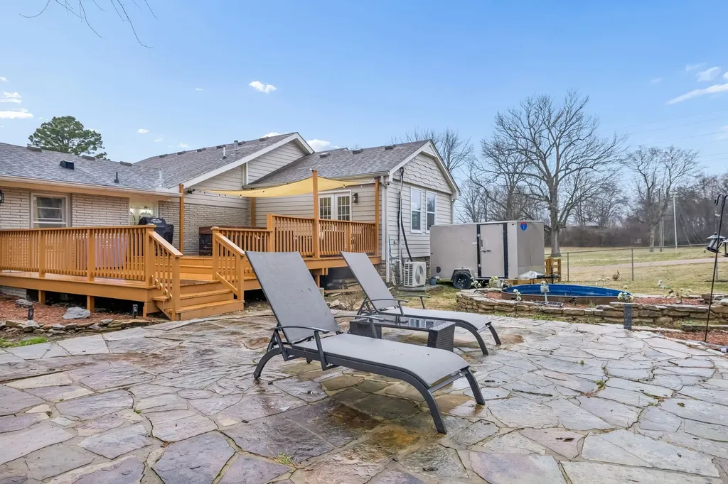 5935 S New Hope Road Hermitage TN 37076