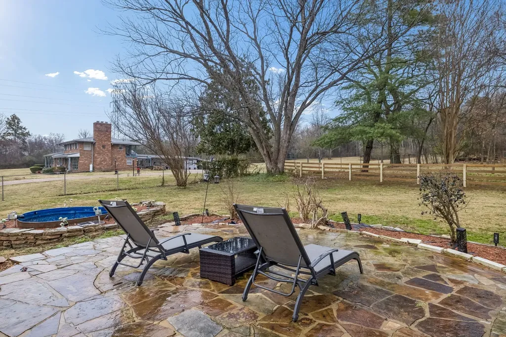 5935 S New Hope Road Hermitage TN 37076