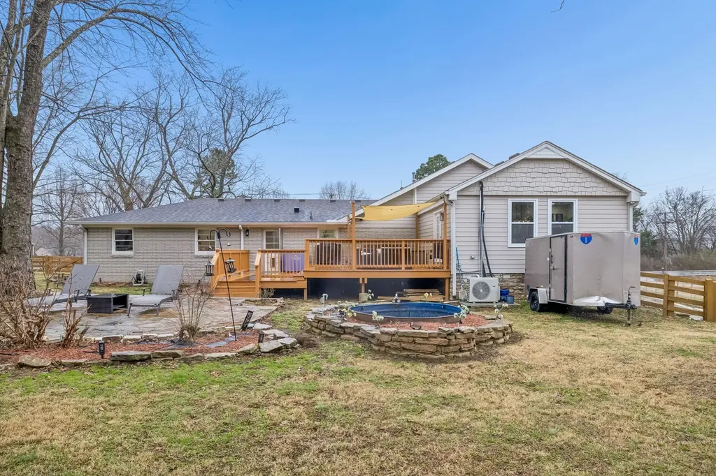 5935 S New Hope Road Hermitage TN 37076