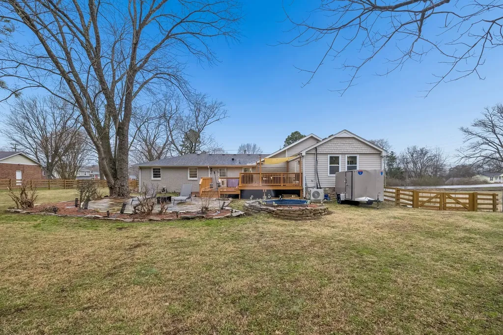 5935 S New Hope Road Hermitage TN 37076