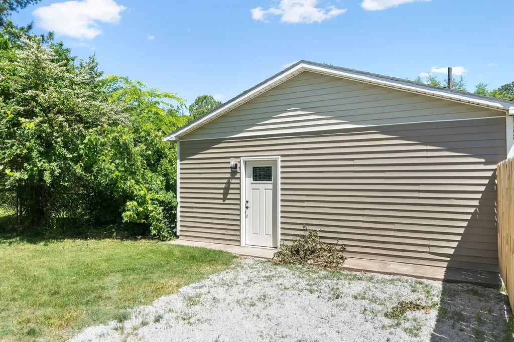 478 Thompkins Lane Clarksville TN 37043