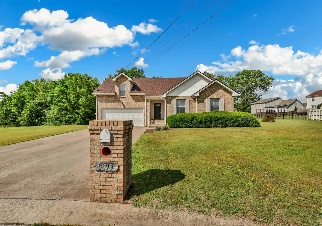 3393 Endsworth Drive Clarksville TN 37042