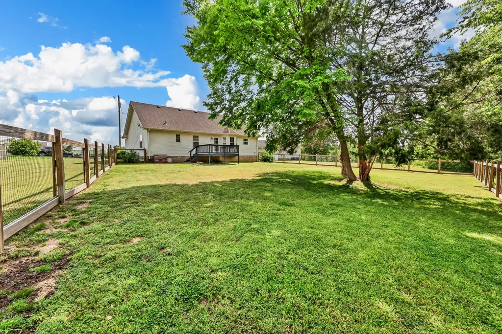 3393 Endsworth Drive Clarksville TN 37042