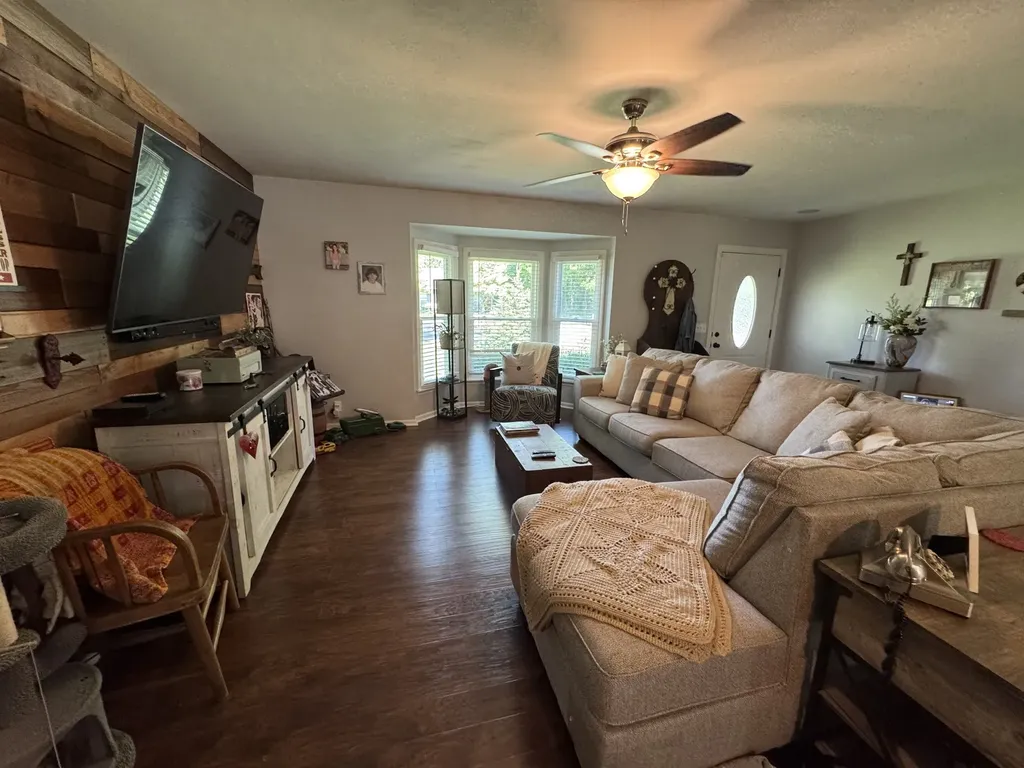 3023 Britney Drive Greenbrier TN 37073