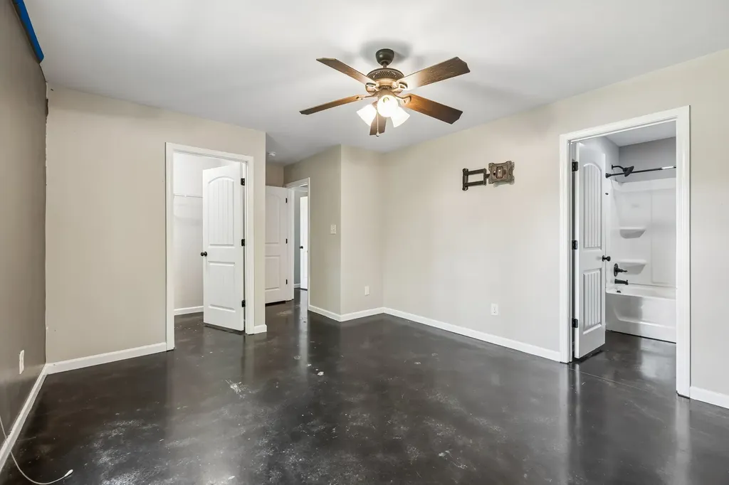 1008 Swift Drive Clarksville TN 37040