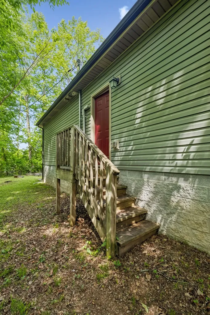 1008 Swift Drive Clarksville TN 37040