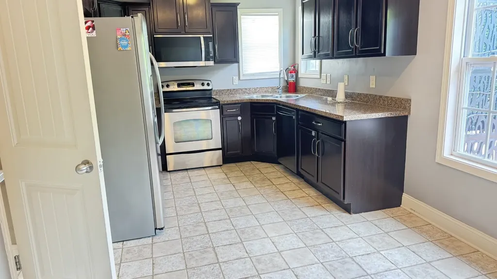 688 Fox Trail Court Clarksville TN 37040
