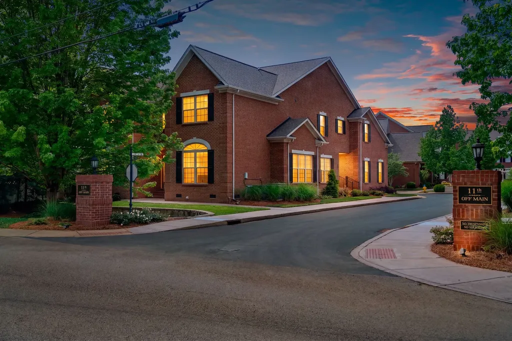 128 Brilliantine Circle Franklin TN 37064