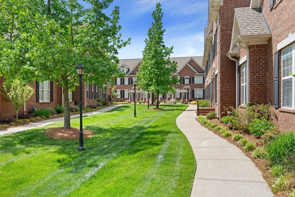128 Brilliantine Circle Franklin TN 37064