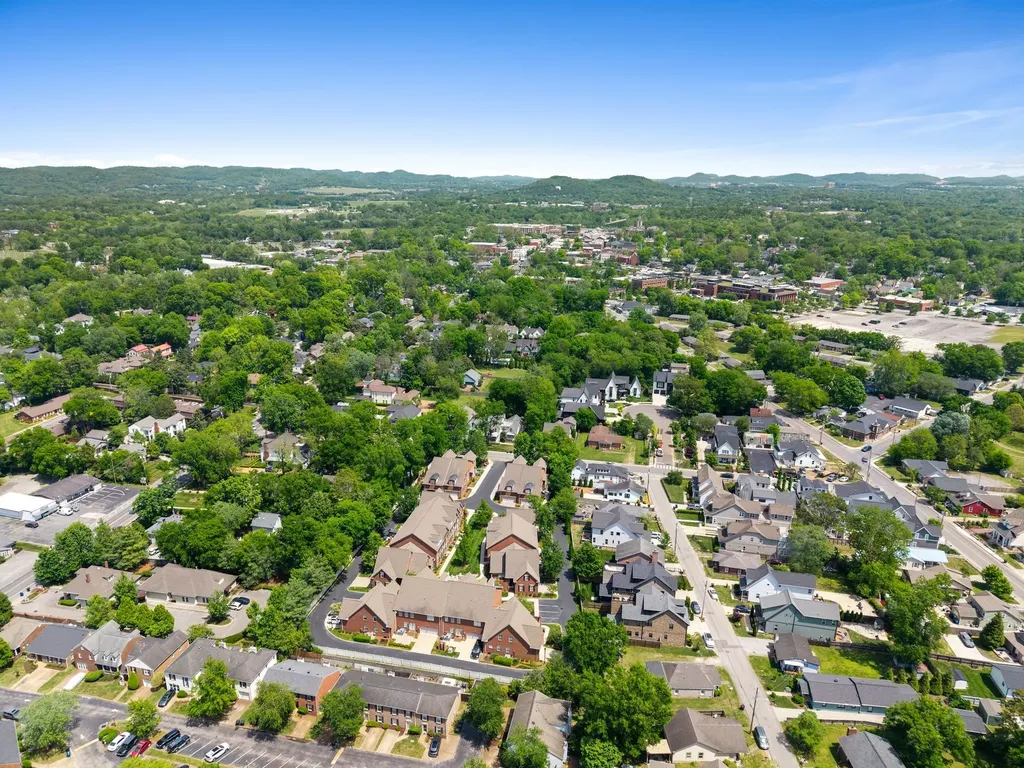 128 Brilliantine Circle Franklin TN 37064