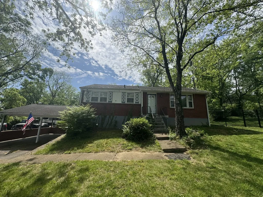 177 Briggs Avenue Nashville TN 37211