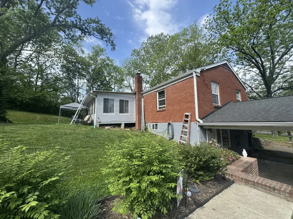 177 Briggs Avenue Nashville TN 37211