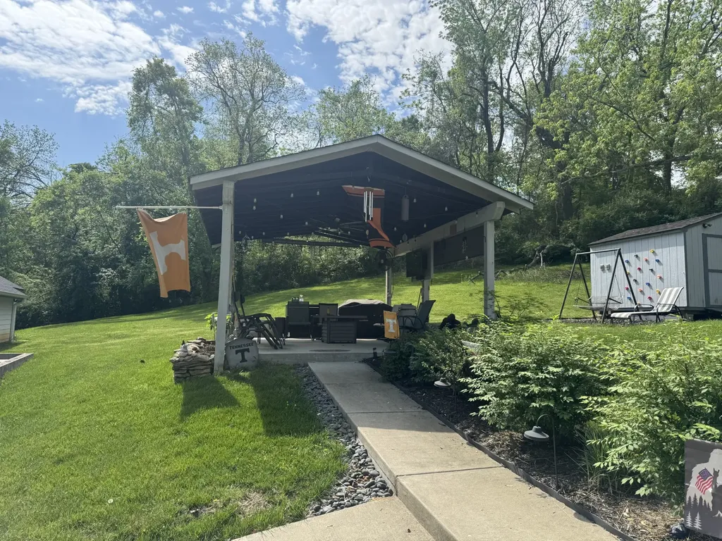 177 Briggs Avenue Nashville TN 37211