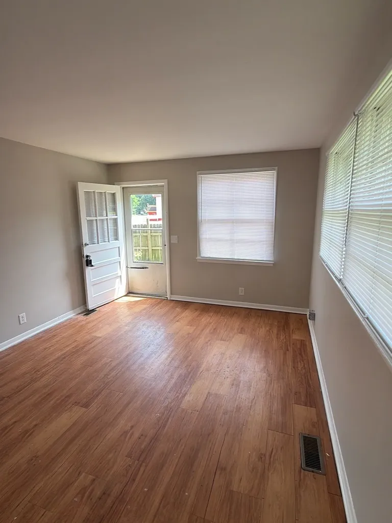 100 Glenmont Drive Nashville TN 37210