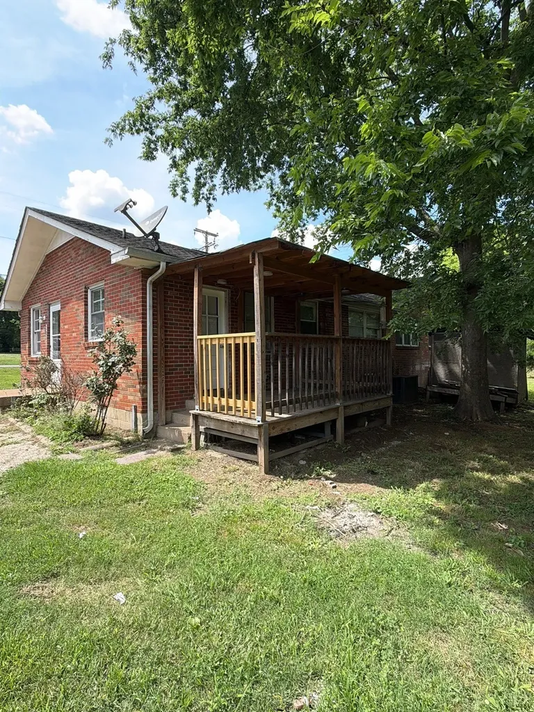 100 Glenmont Drive Nashville TN 37210