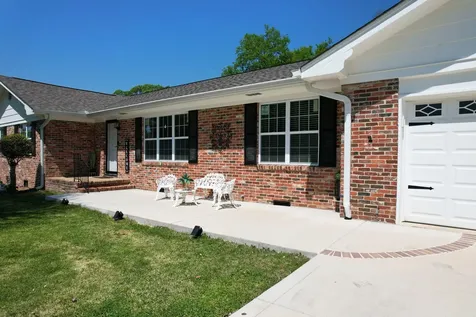 7011 Leslie Dell Lane Chattanooga TN 37421