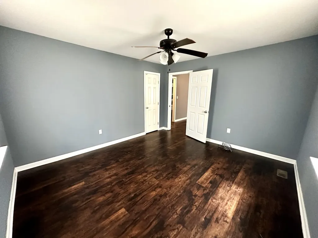 896 Locust Drive Clarksville TN 37040