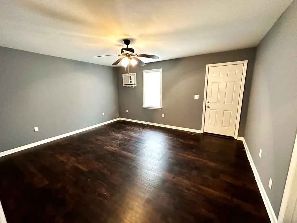 896 Locust Drive Clarksville TN 37040
