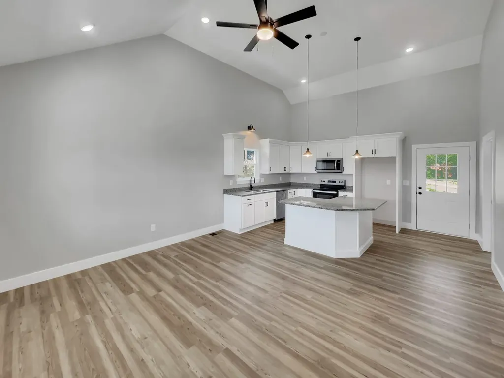 15 Sunset Court Hartsville TN 37074