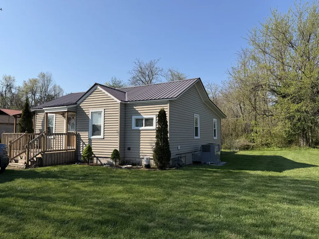 303 W Stewart Avenue Monterey TN 38574