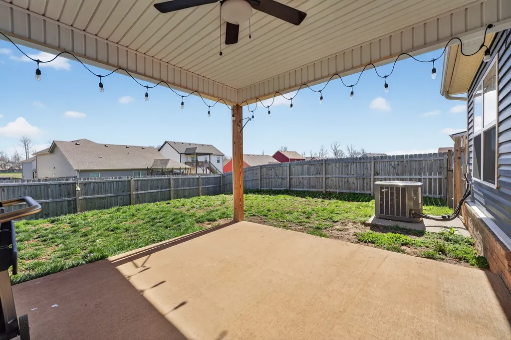 239 Dugger Drive Clarksville TN 37042
