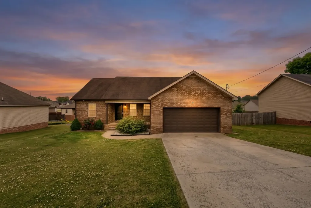 207 Jordan Avenue Shelbyville TN 37160