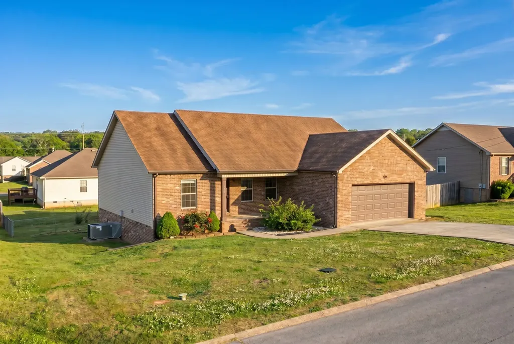 207 Jordan Avenue Shelbyville TN 37160