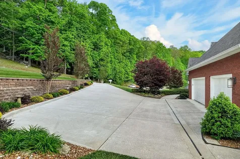 1651 N Plantation Drive Cookeville TN 38506