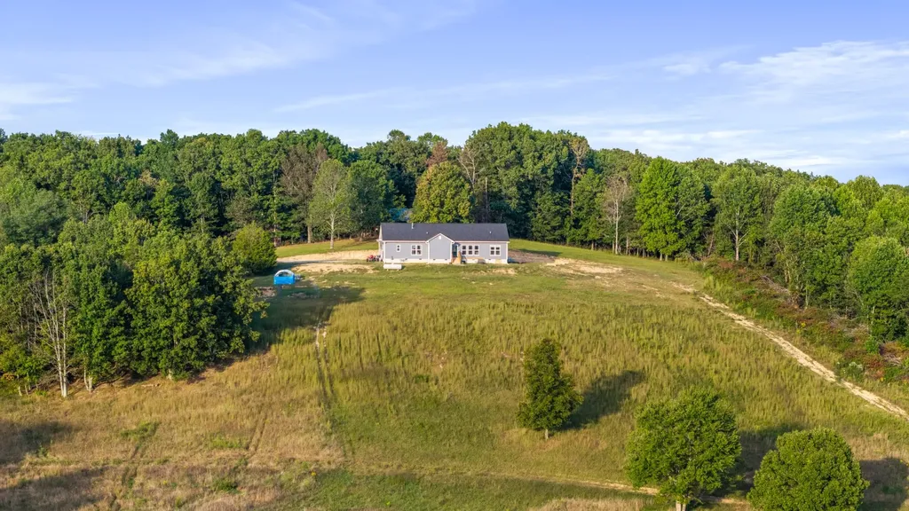 610 Summer City Firetower Road Pikeville TN 37367