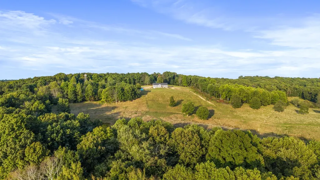 610 Summer City Firetower Road Pikeville TN 37367